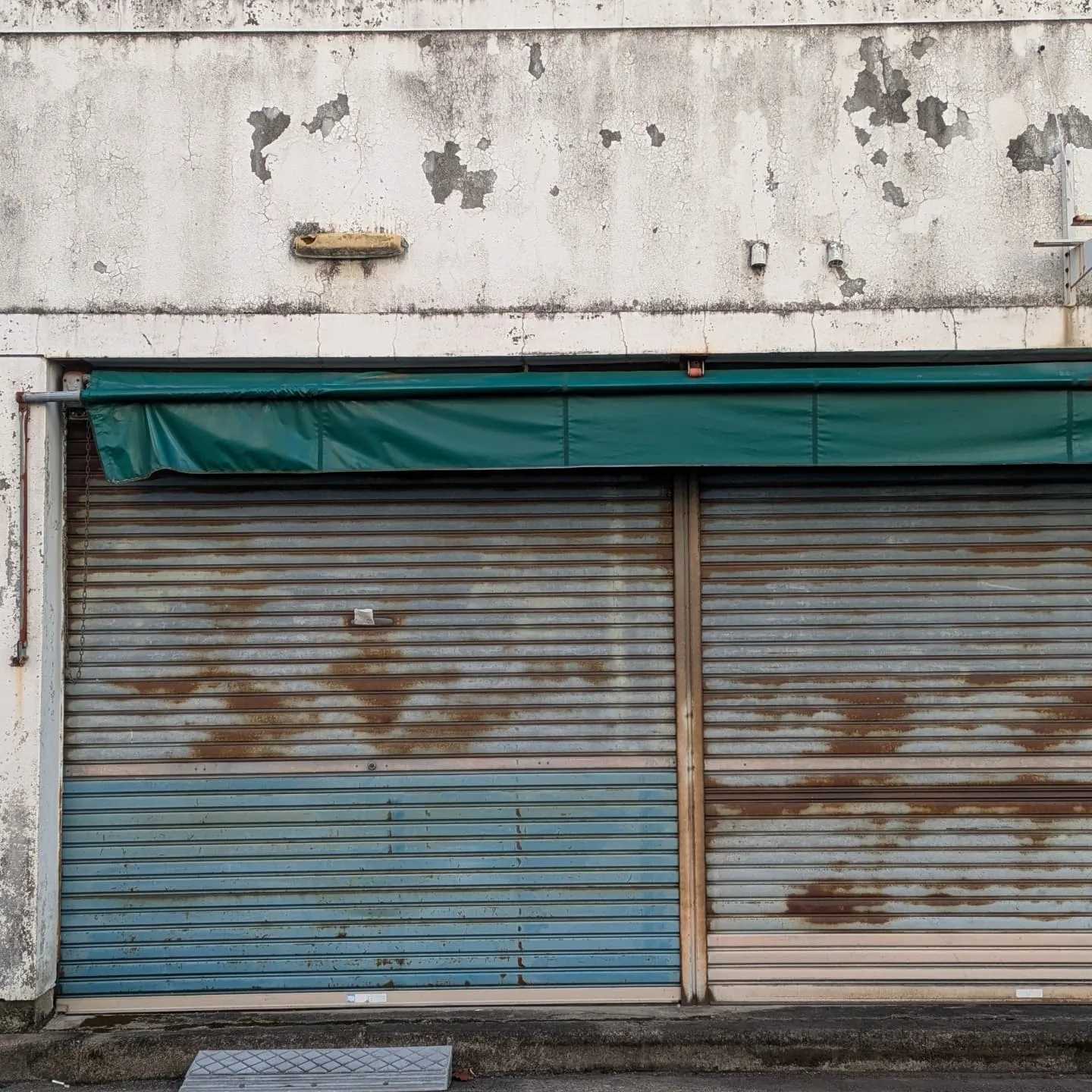 🚩BOMBG に描いてほしい壁の写真、募集します！