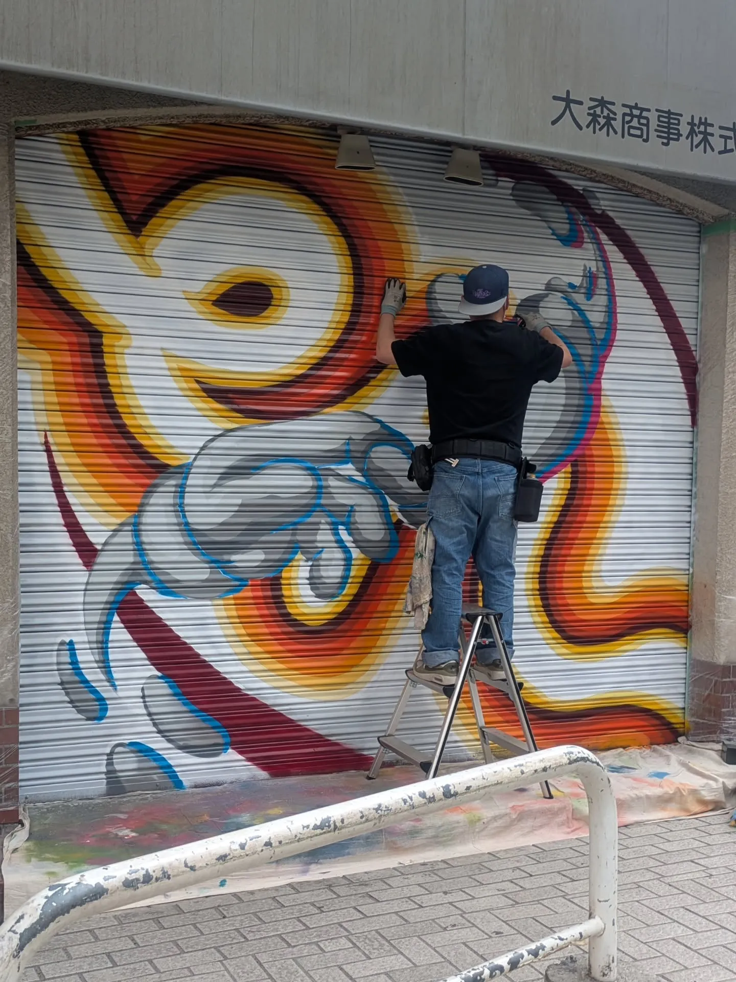 姫路駅前、変化する時代と日常